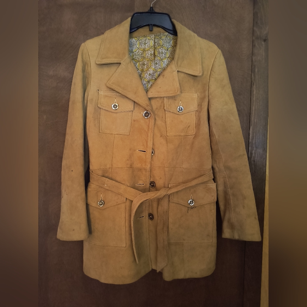 VTG Leather jacket ladies size medium READ FULL DESCRIPTION